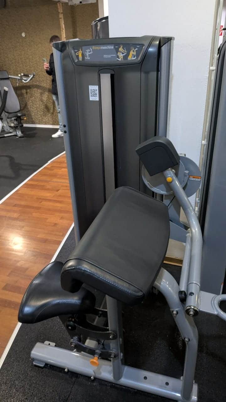 PHOTO-2025-12-23-17-35-57-3