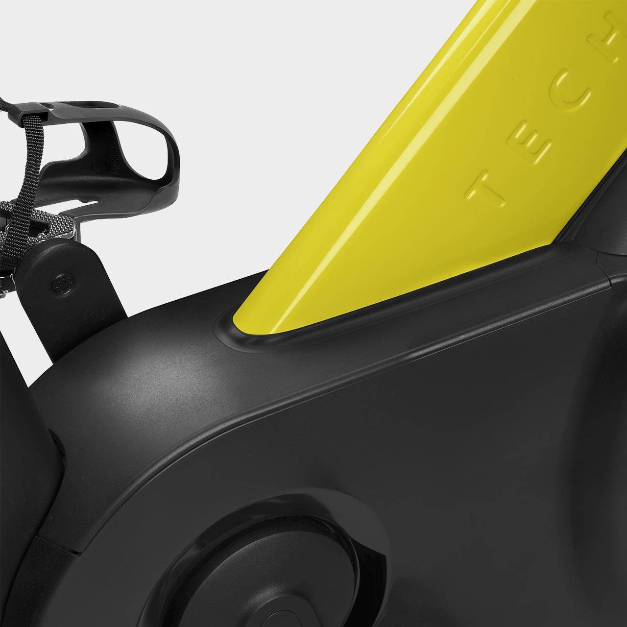 Technogym Group Cycle Connect_8