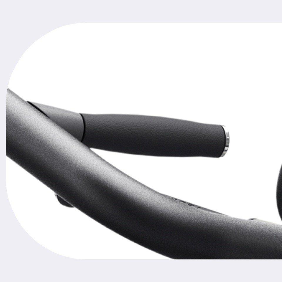 Technogym Selection Pro Vertical Traction_3